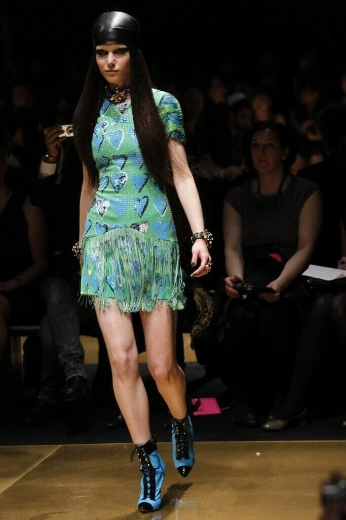 ABITO DA 20 VERSACE H&M HEART FLAPPER FRANGE ART DECO UK 8 EU 34 US 4 PICCOLO NUOVO CON ETICHETTE