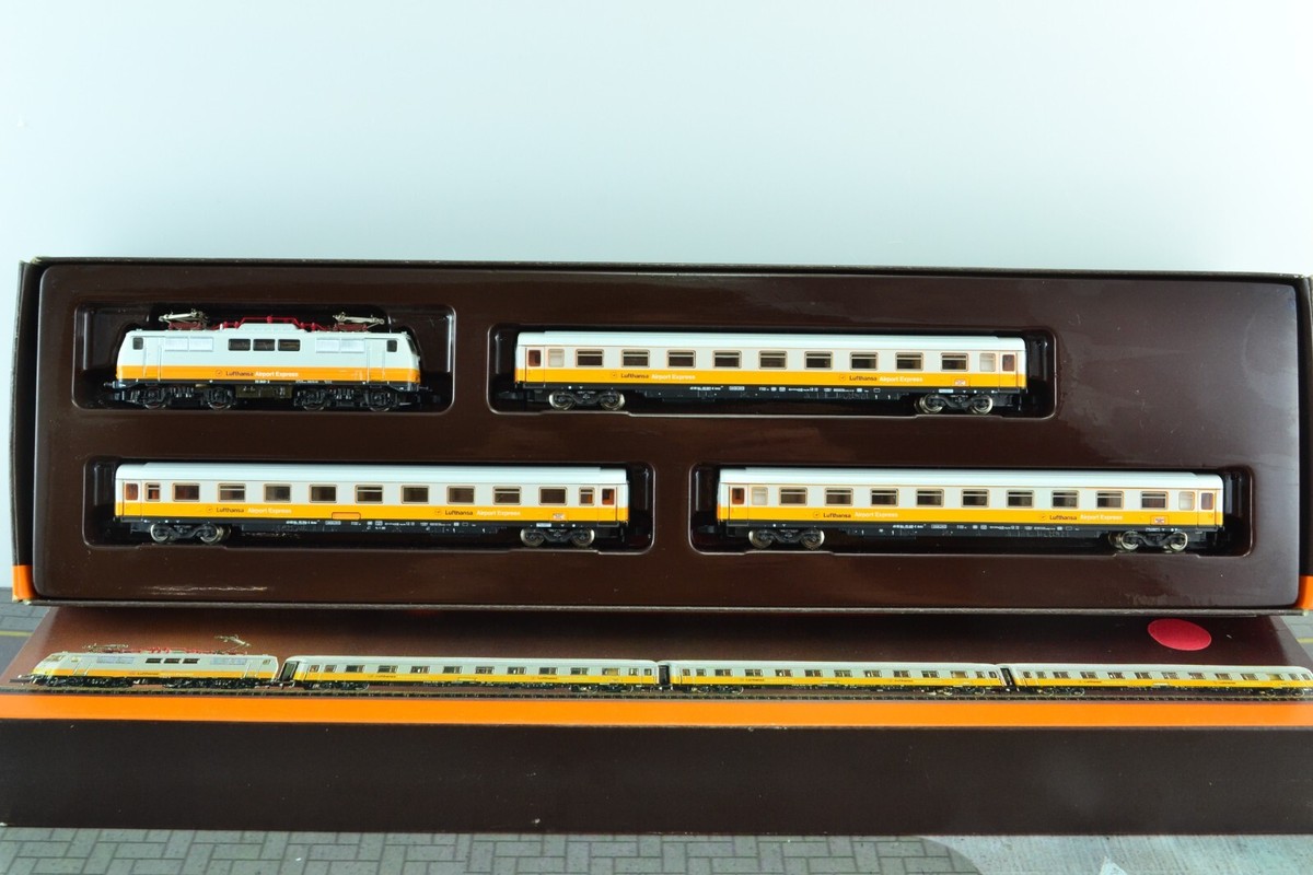 Marklin Z 8155 Lufthansa Airport Express Train Set 1991 for sale