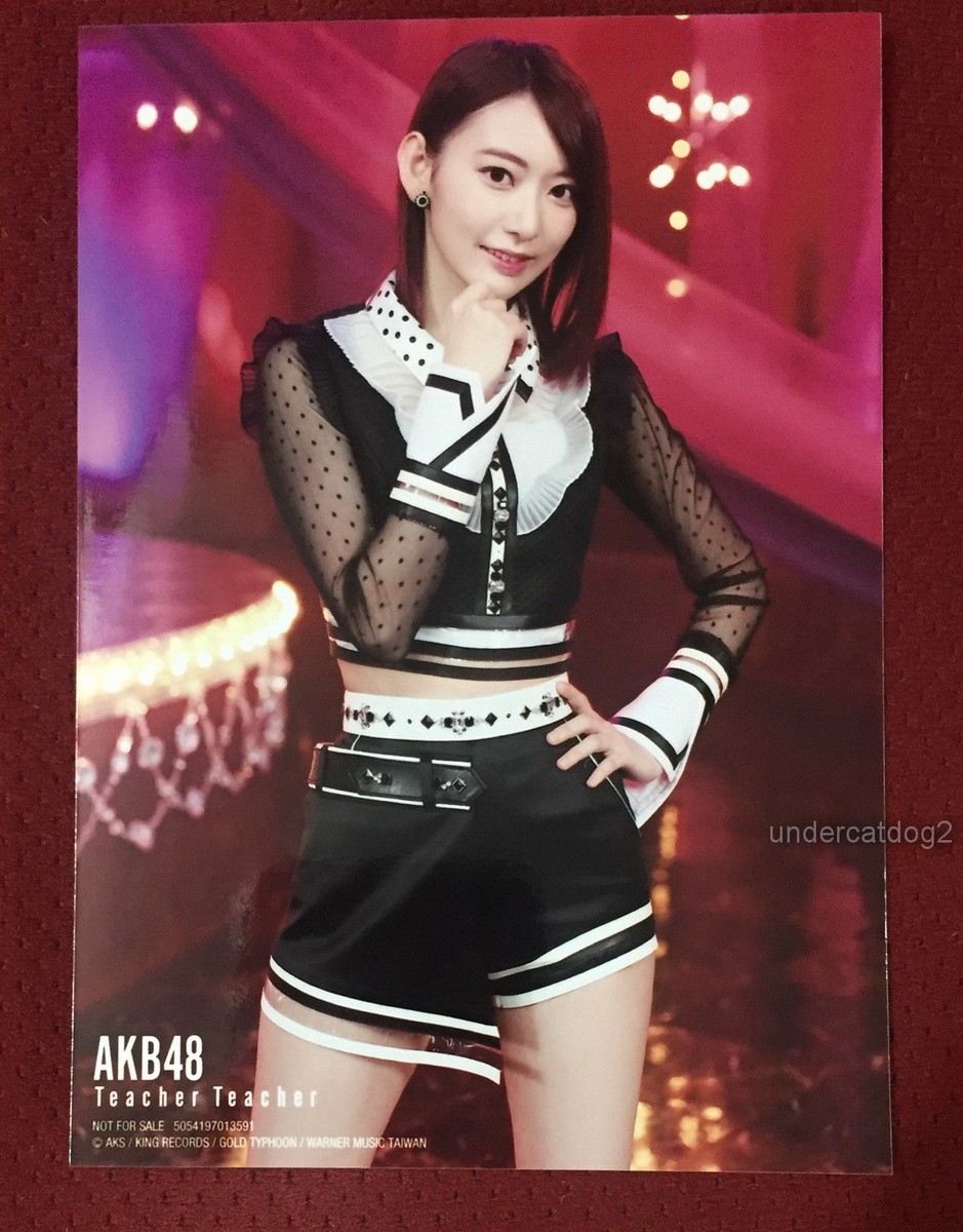 AKB48 Teacher Teacher 2018 Taiwan Promo Photo Card (Sakura