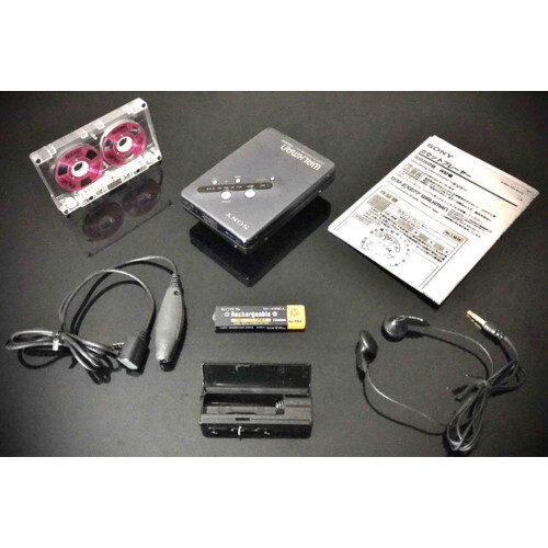 Sony stereo cassette Walkman WM-EX677 in perfect working