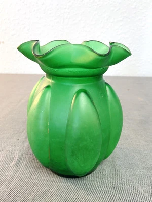 Vase Art Deco Kralik Bohème Vert - Photo 1/4