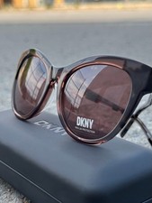 DKNY DK533S 005 Women s Cat Eye Sunglasses Black Tortoise Mauve Authentic