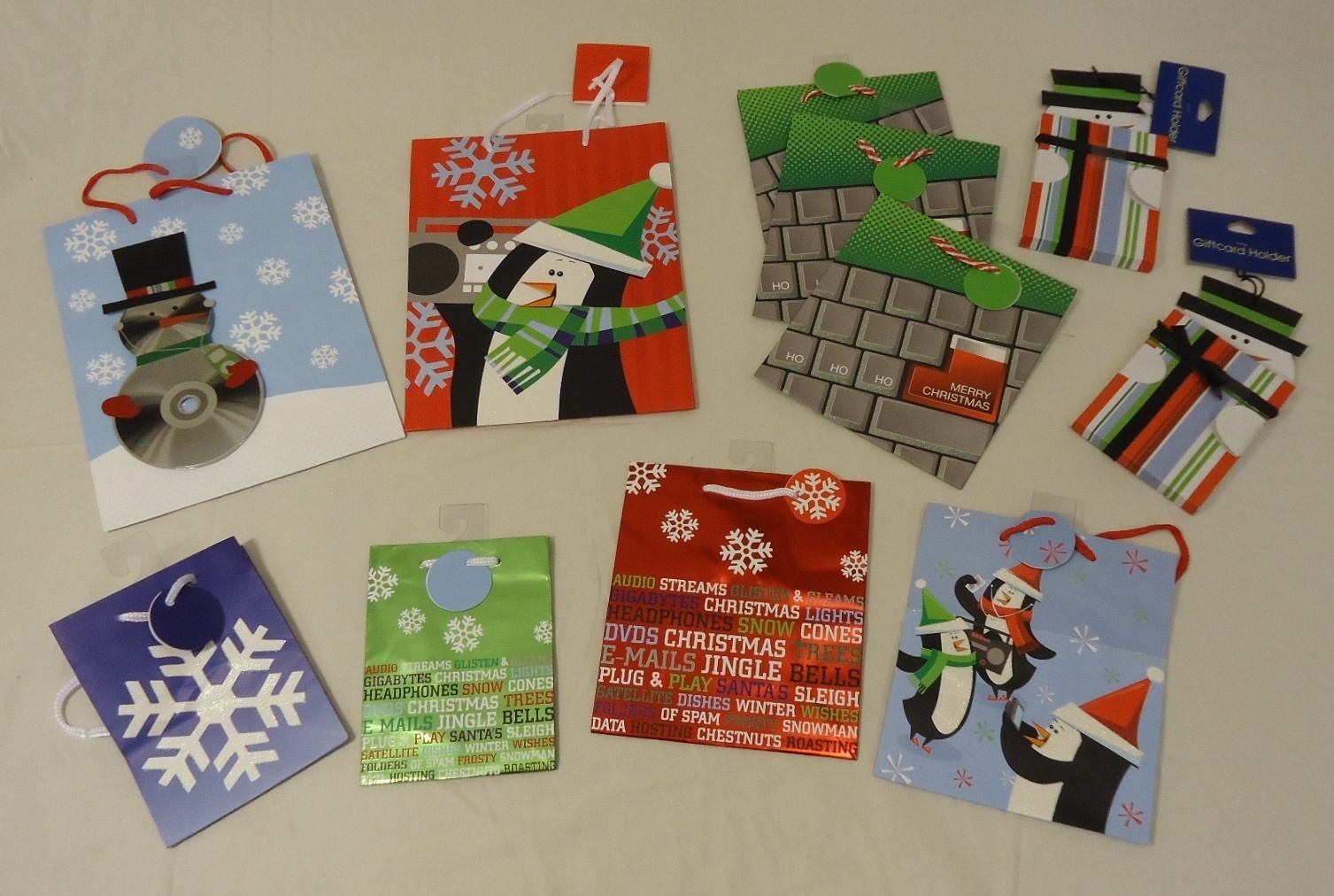 Best Buy Christmas Gift Bags 4 Sizes see decription Qty 11