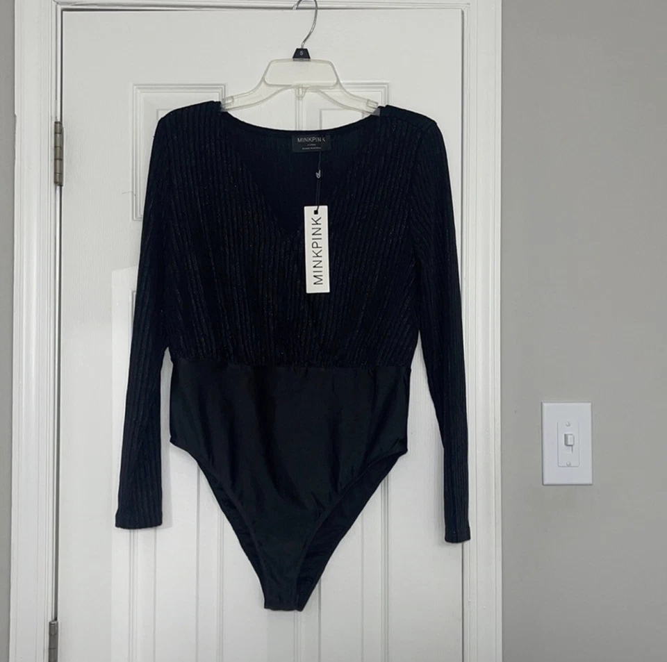 Traje corporal MinkPink negro acanalado cuello en V Leila talla pequeña Foto 4 de 4