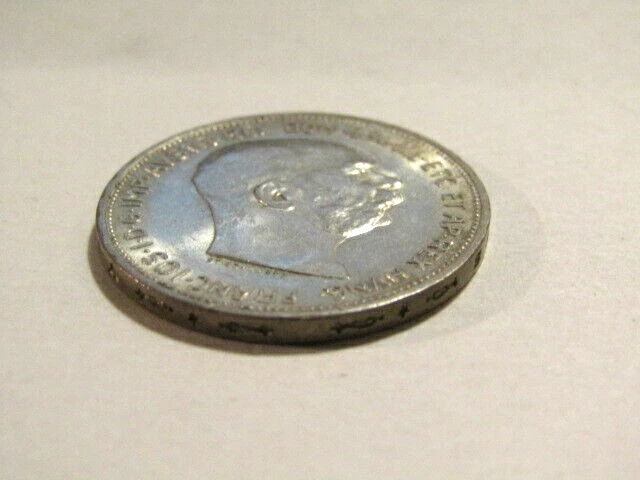 Picture 4 of 6