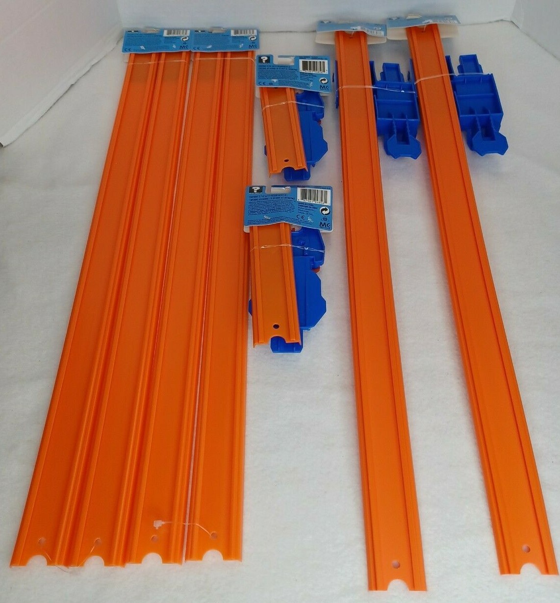Hot Wheels Tracks 2x Straight Tracks, 2x Loop Tracks and 2x Launchers LOT OF 6