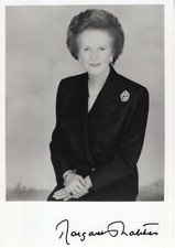 MARGARET THATCHER HAND SIGNED 5x7 PHOTO      UK PRIME MINISTER      RARE     JSA
