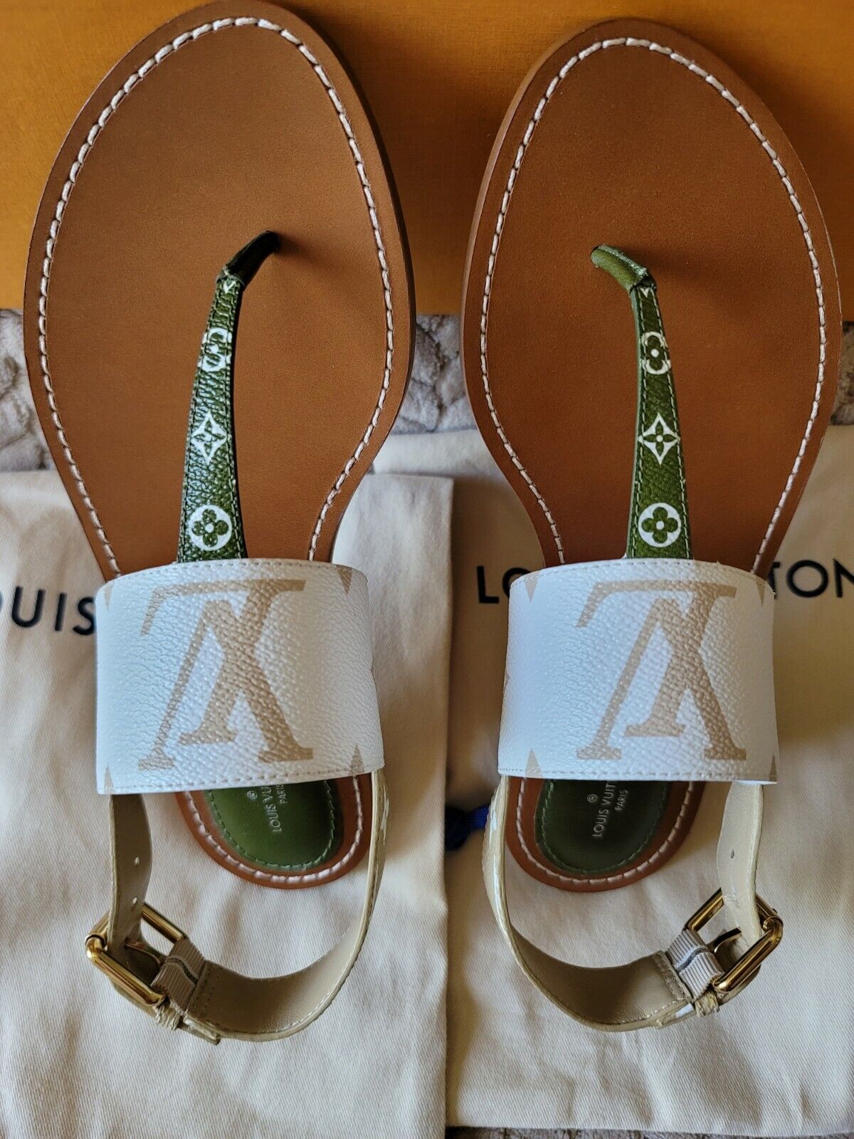 Louis VUITTON SANDAL Monogram Giant Khaki Green Moka Brown White size  40EU=10US