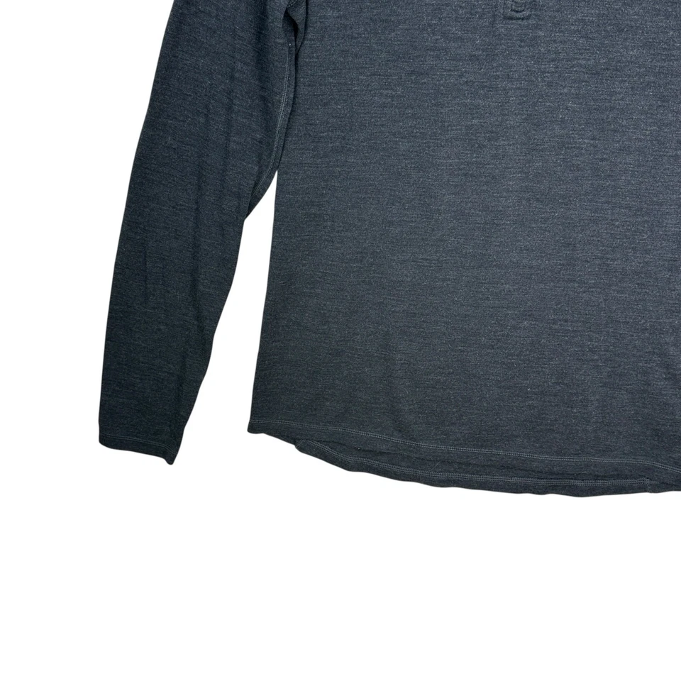 Camisa Smartwool Para Hombres Capa Base Grande Cuarto Cremallera Gris Carbón Gorpcore Exterior Foto 3 de 4