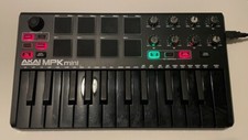 Working Used Akai Mpk Mini Mkii Midi Controller Special Edition - Black On Black