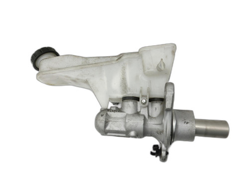 Hauptbremszylinder Bremszylinder für Mercedes W246 B180 14-18 A2464300001