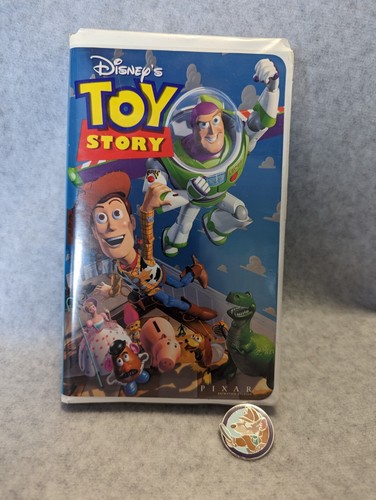 Disney Toy Story VHS Pin Trading Case/Display - Picture 2 of 7