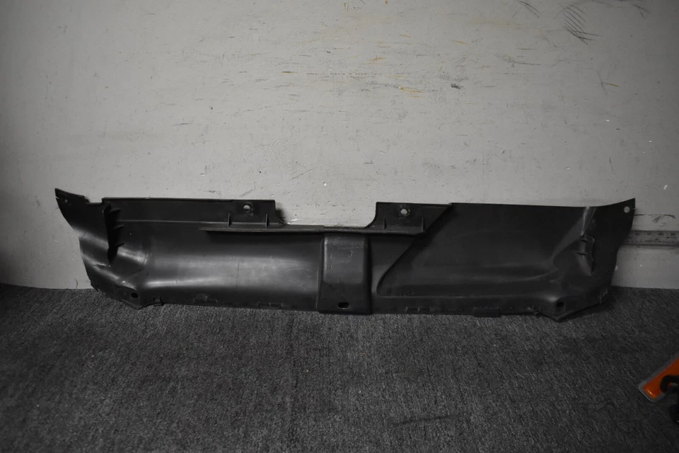 2008-2012 AUDI A5 QUATTRO BASE SIGHT SHIELD FACTORY OEM - Image 4 of 4