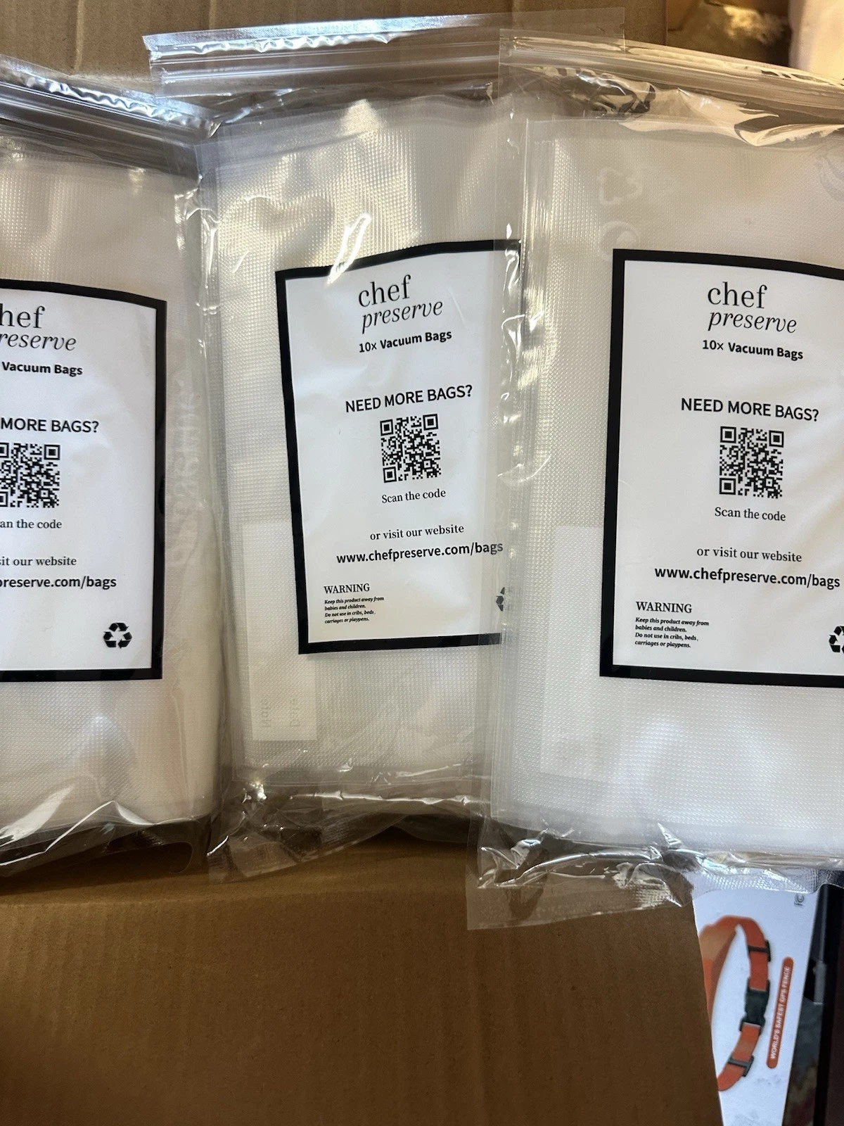 Chef Preserve Compact Vacuum Sealer Reusable Food Vacuum Bags - 30 Medium Bags