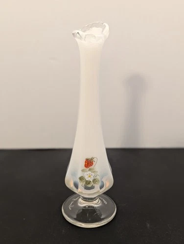 Vtg Fenton Art Glass Flower Bud Vase Strawberry French Opalescent White 8"