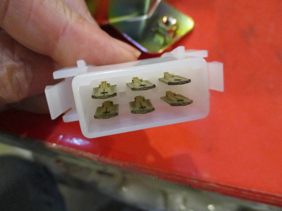 PARA DATSUN-NISSAN 510-610-710 1973-1974 NUEVO -REGULADOR DE TENSIÓN-HECHO EN JAPÓN Foto 2 de 4