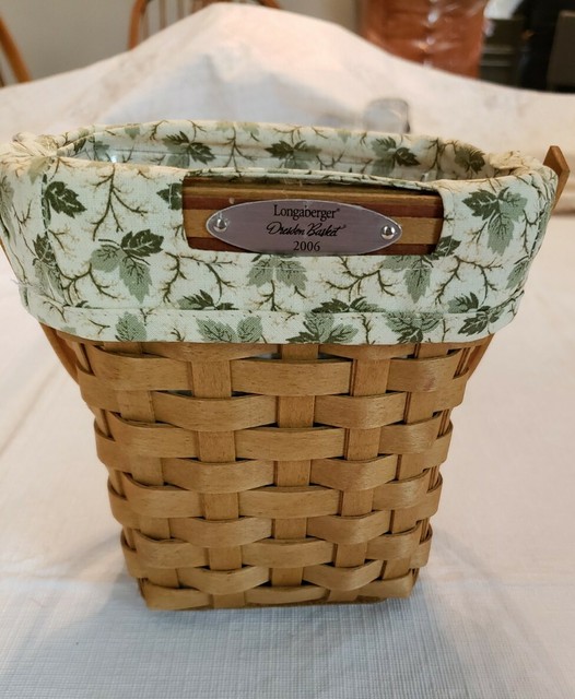 2006 Longaberger Dresden Basket With Fabric Liner and Plastic Protector