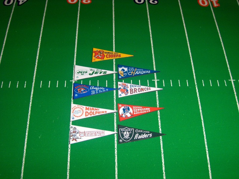 1966-67 AFL PENNANT SET-9 FOR TUDOR ELECTRIC FOOTBALL