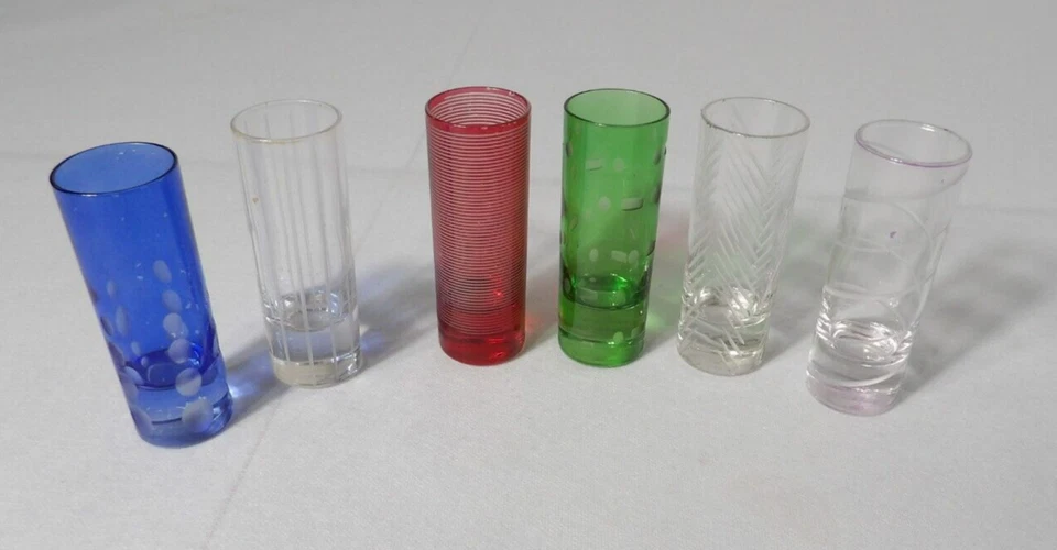 Mikasa Cheers Shot Vasos Lote Mixto Colorido y Transparente Grabado Juego de 5 LEER Foto 3 de 4