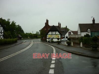 PHOTO  HUNDRED HOUSE HOTEL NORTON 2011