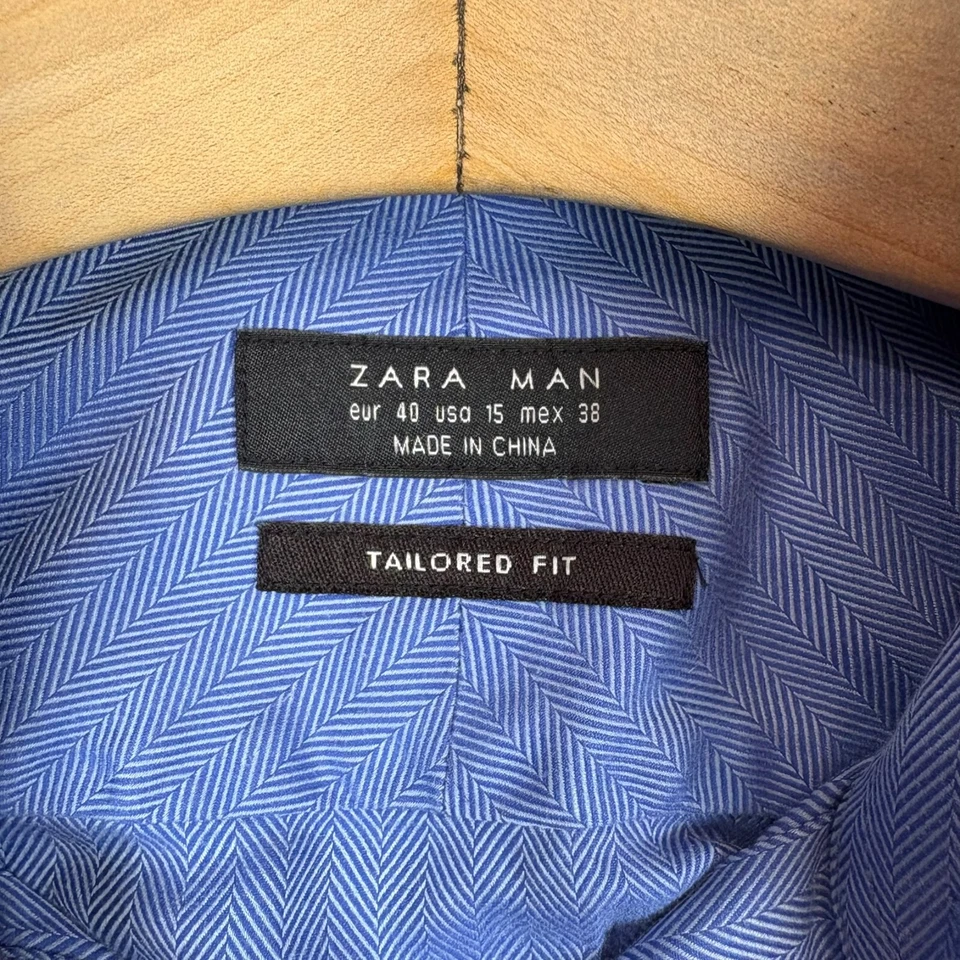 Camisa para hombre Zara 15 manga larga azul liso calce a medida vestido chevron informal Foto 4 de 4