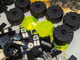 Lego Space 6941 6933 6896 6877 Battrax Spectral Starguider Blacktron MTron