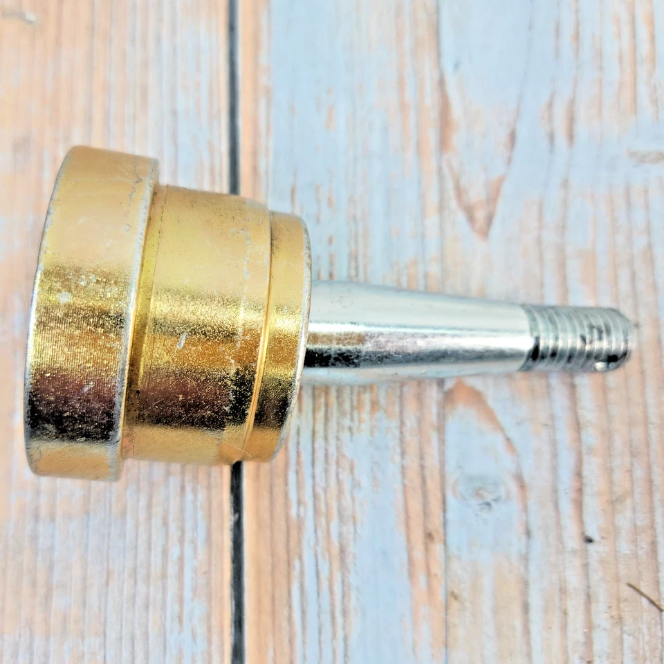 Kit de rótula inferior delantera Moog K6537 para Chevrolet Corvette Pontiac Solstice Foto 4 de 4