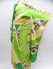 Japanese Vintage Kimono Furisode Silk Floral Made in Japan eb-1582