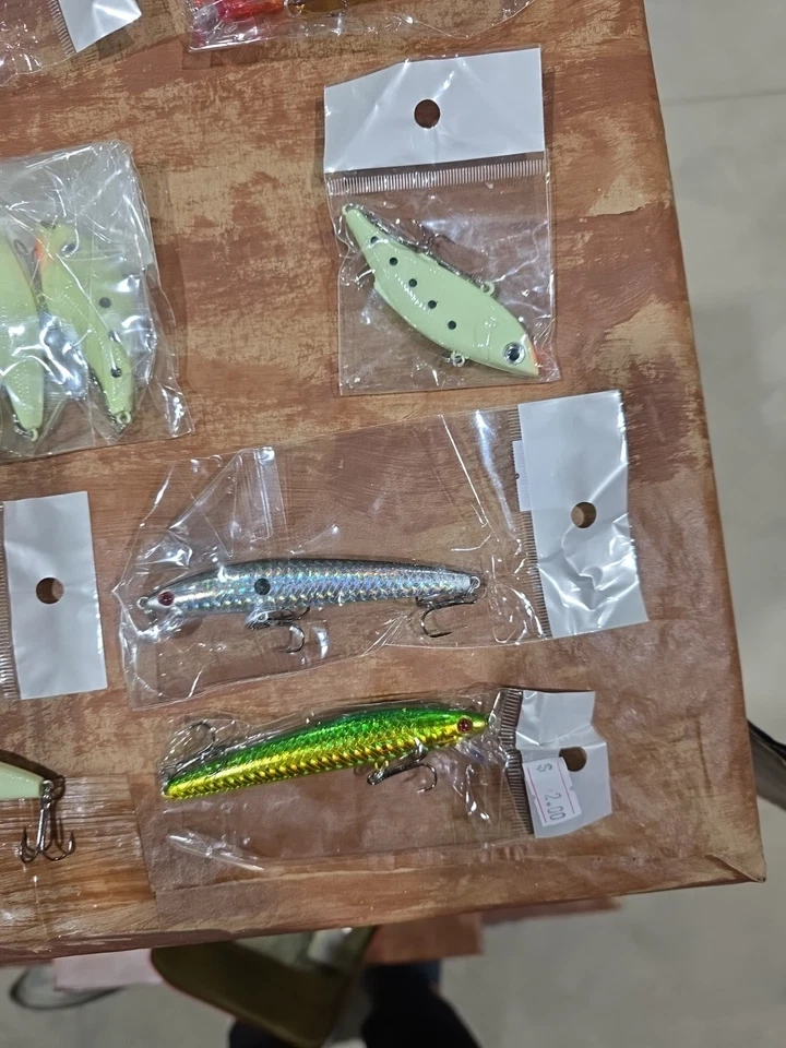 Assortment of 16 Top Water Fishing Lures , New! - Image 4 of 4