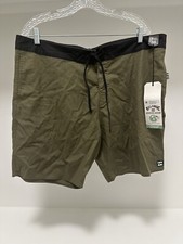  69 NWT Billabong Men  s Green SurfTrek Swim Trunks Shorts Size 38 Hemp