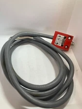 HONEYWELL 924CE1-S6 LIMIT SWITCH SEALED PIN PLUNGER 1NC/1NO 250V NNB