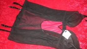 ANN SUMMERS UNDERWIRED/REMOVABLE  PADS  RED/BLK CAMI SUSPENDER  34C  DEEP PLUNGE