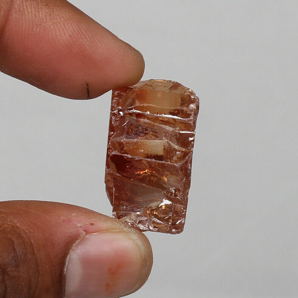 Raw Cubic Zirconia