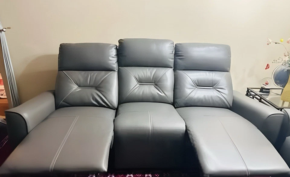 Sofá reclinable y sofá de dos plazas Foto 3 de 4