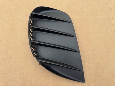 Seat Leon (1P) 2006 Unteres Gitter dreiteilig vorne 1P1071622 BUJ637