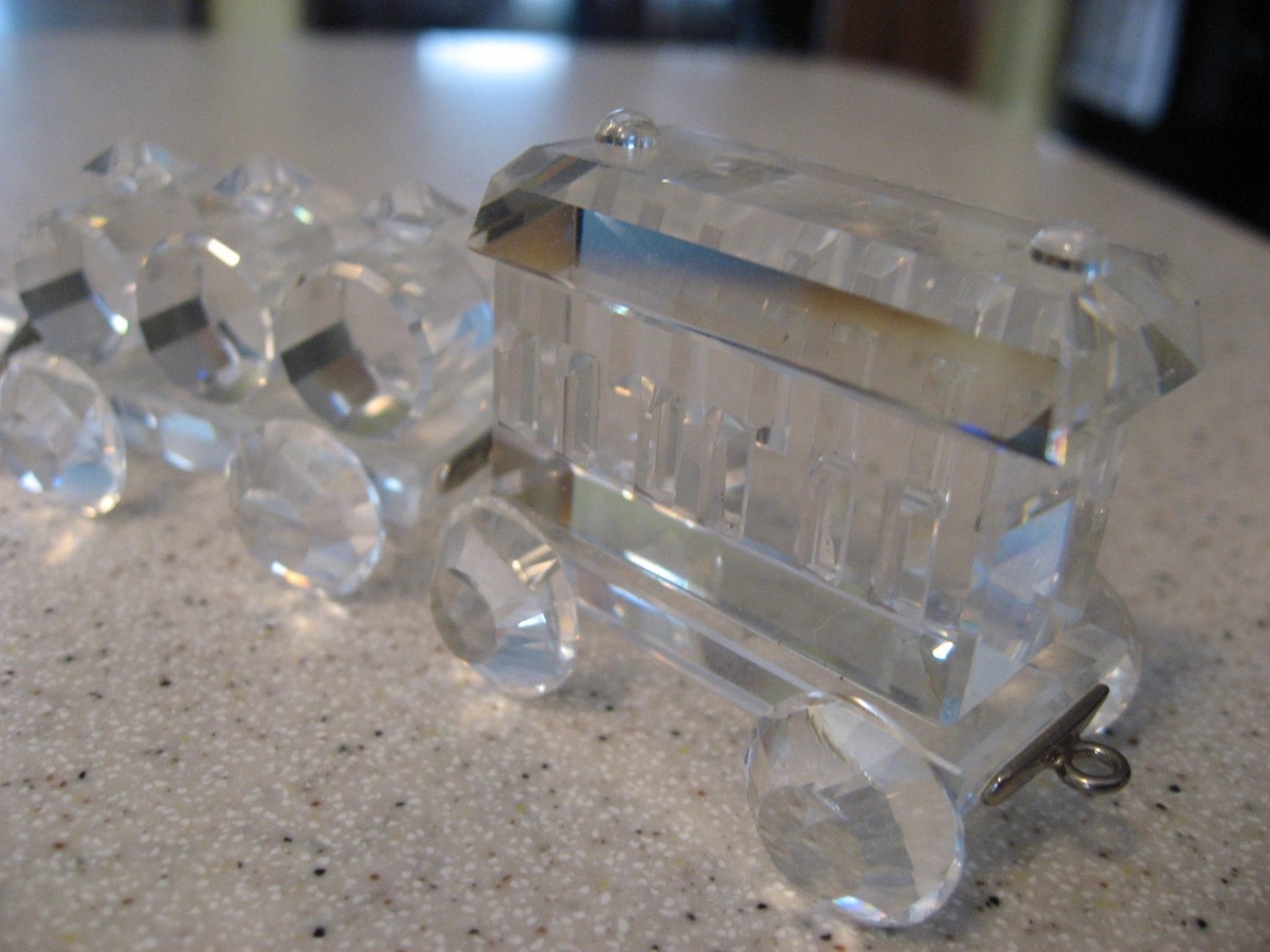 Swarovski 6 Piece Crystal Train Set with Locomotive - No Tracks | eBay