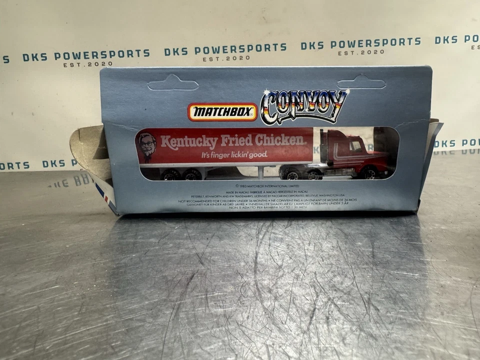 Matchbox Convoy Scania Box Truck KFC Kentucky Fried Chicken Boxed 155mm CY-16 e - Image 3 of 4