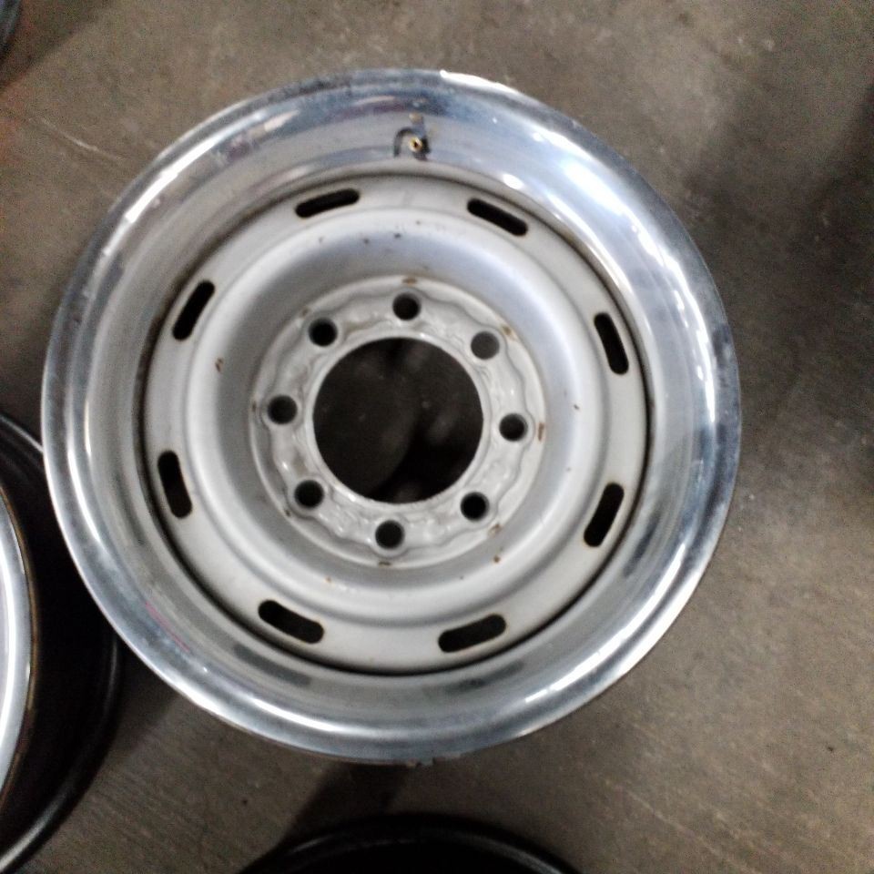 Wheel 16x6-1/2 Steel Lug 8 Slot Painted Fits 98-03 DODGE 1500 VAN 633370