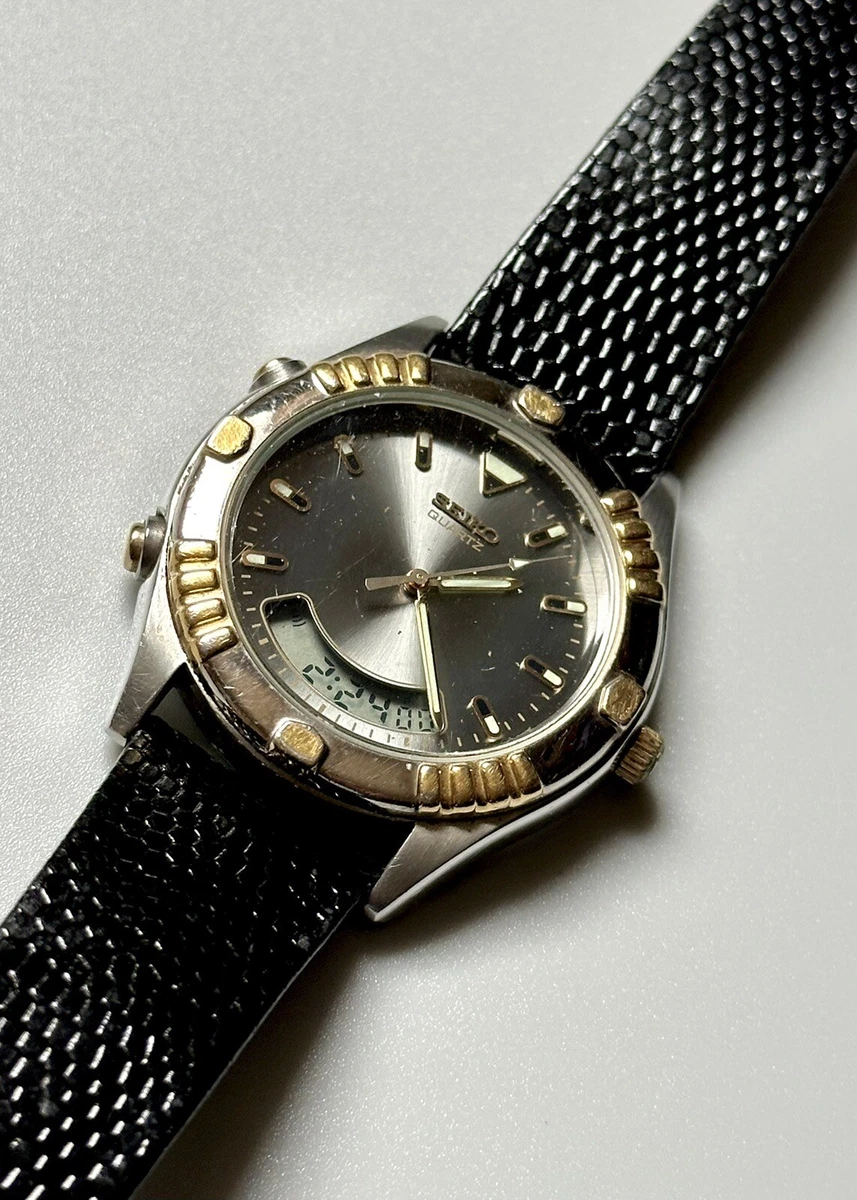 Watches with both clearance analog and digital display