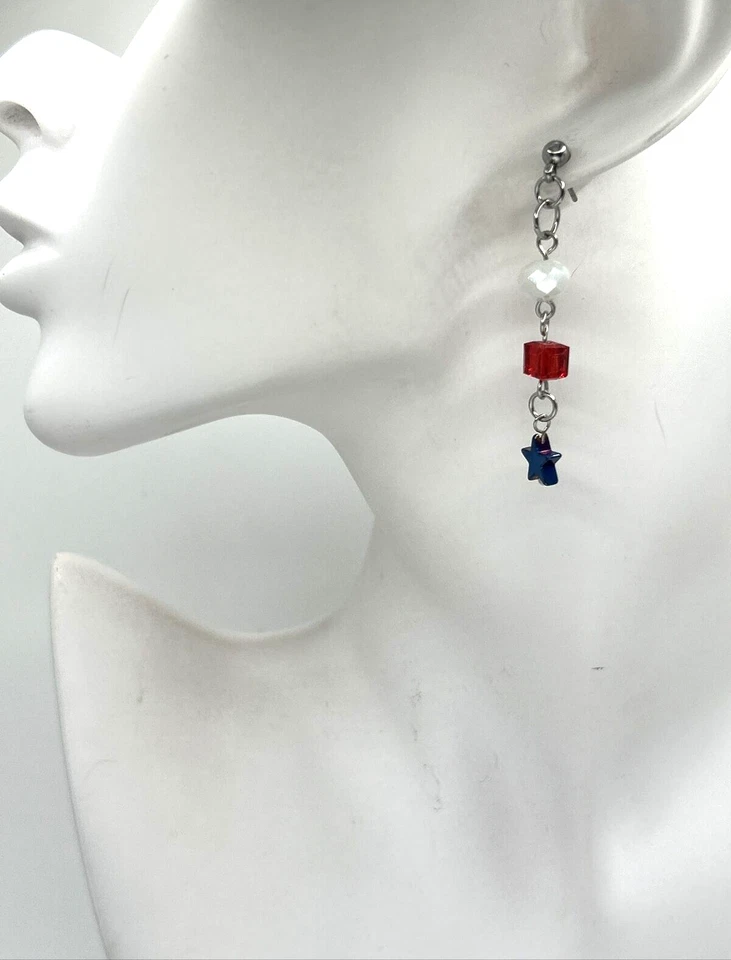Pendientes colgantes patrióticos rojos, blancos y azules con cuentas de vidrio con estrellas de hematita EE. UU. Foto 4 de 4