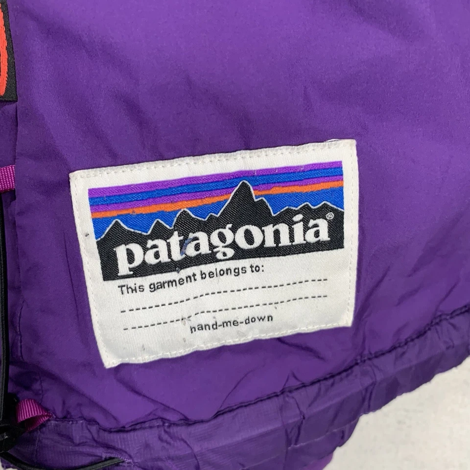 Chaqueta delgada Patagonia Puffer púrpura para niña 2XL (16-18) PermaLoft bolsillo con cremallera completa Foto 4 de 4