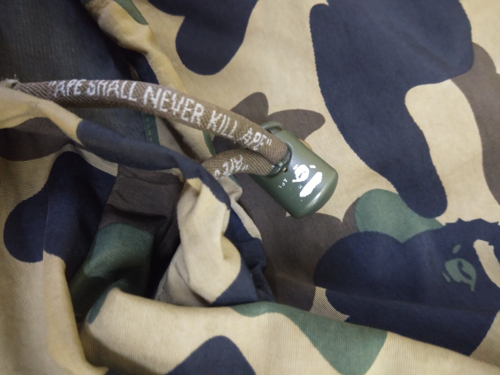 BAPE / A Bathing Ape Gore-tex Waterproof Military Jacket Size L Mint Condition image 8