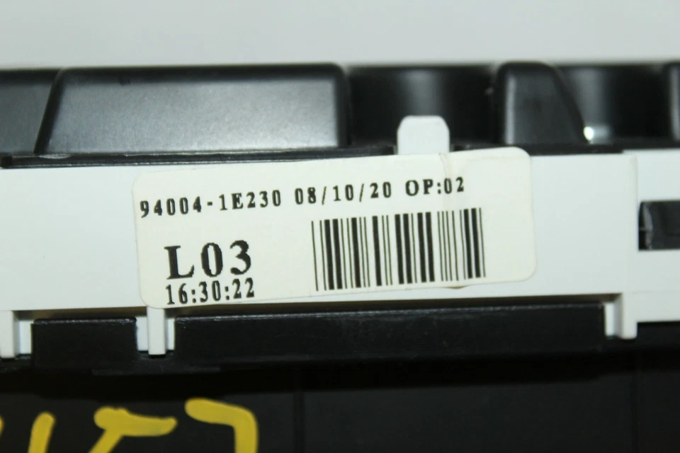 Cuadro de instrumentos velocímetro panel de instrumentos Hyundai Accent 2009 13.418 millas Foto 3 de 4