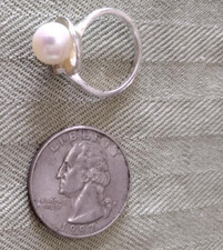 Sterling silver Pearl ring sz 5 1/2 Modern setting