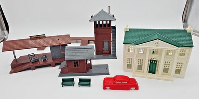 Vintage Plasticville Lot-Colonial Mansion-Loading Platform-Switch Tower-Shanty