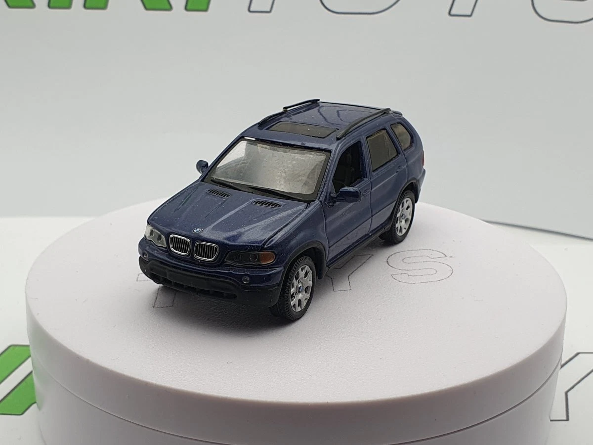 BMW X5 3.0 d E53 Bordeaux MINICHAMPS 1:43 de reference
