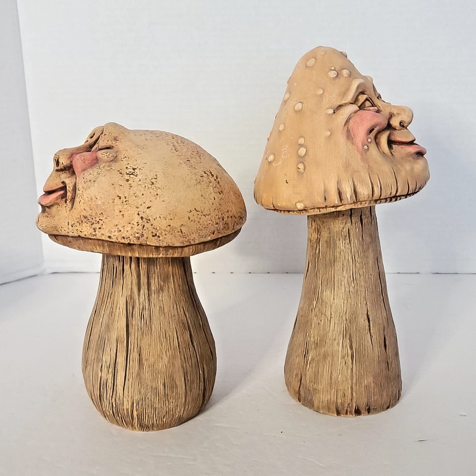 Ceramic Happy Face Mushroom 2 Painted Statues Anthropomorphic Garden Whimsical - Image 4 of 4