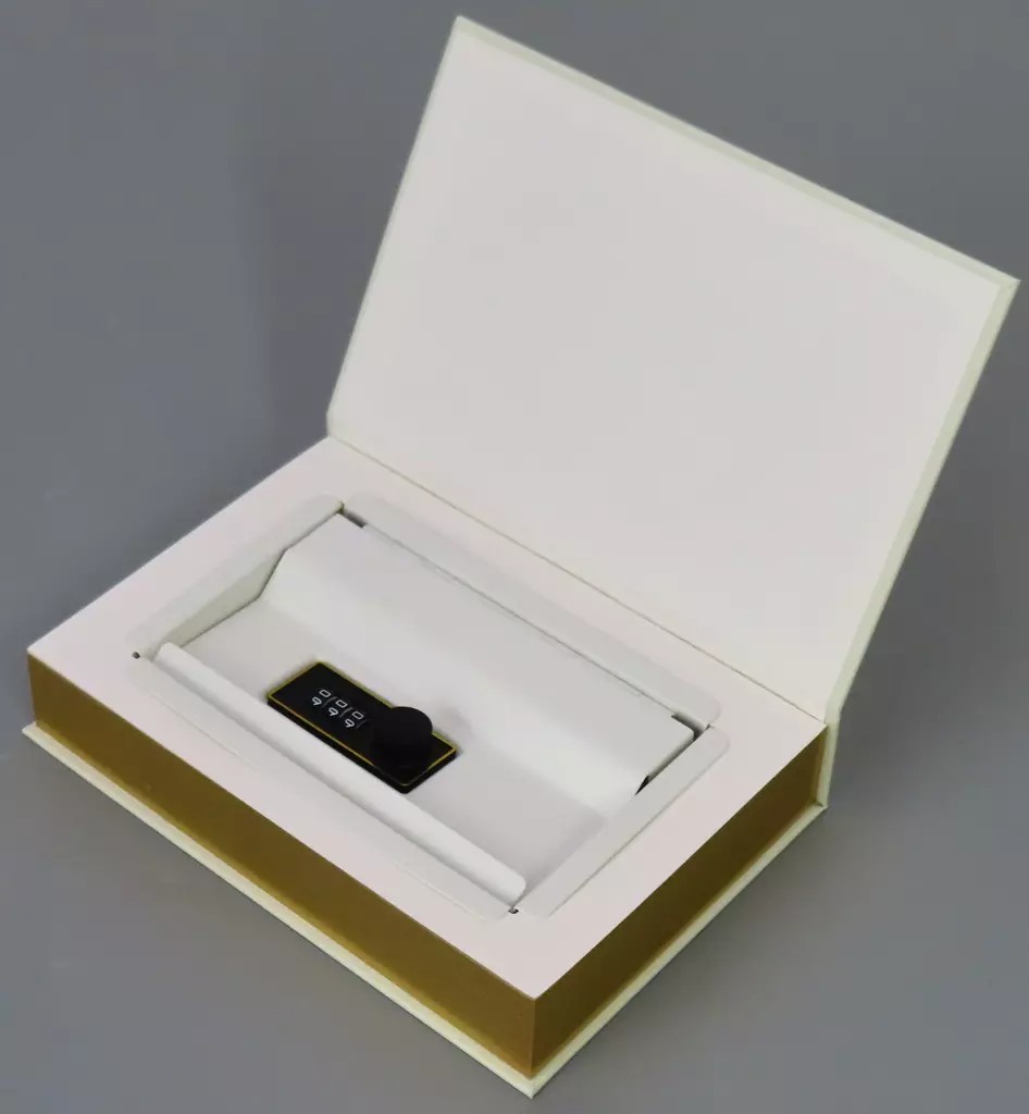 BTS MERCH BOX 18 Golden Box Jungkook Army Official