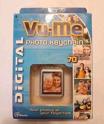 Vu-Me Photo Digital Keychain Pics 1.5 Inches LCD Screen USB Cable Color Vtg