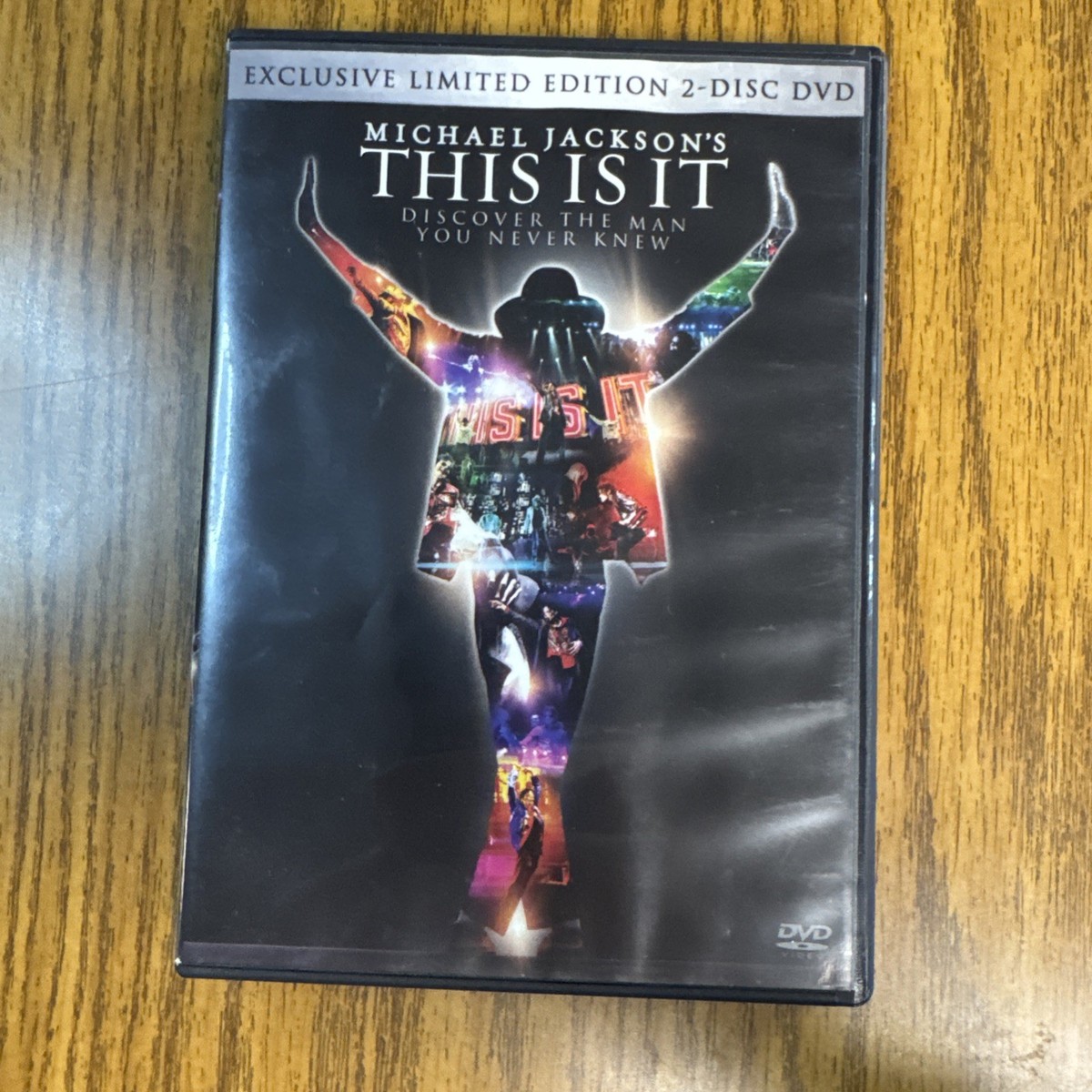 Michael Jackson's This Is It Exclusive Limited Edition 2-disc DVD